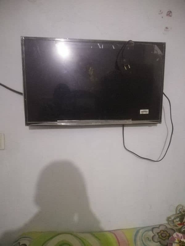 32 inch LCD android 2