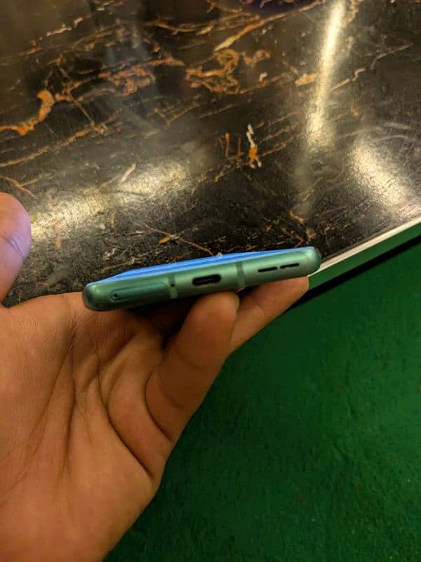 OnePlus 8 Available in good condition 1