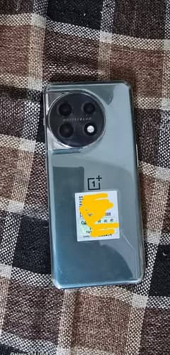 one plus 11 official pta approved 16/512 with box and original charger