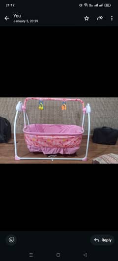 Automatic baby swing