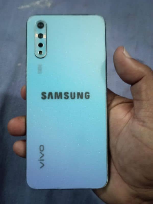 Vivo S1 4 GB 128 GB 0