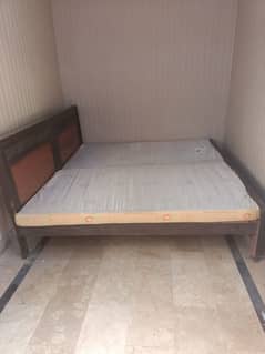 2 single beds