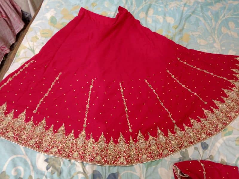 Bridal Lehnga & Suite 0