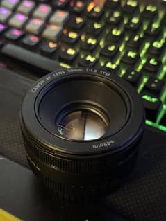 Canon 50mm f/1.8 STM