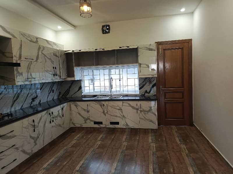 1 Kanal Brand New House For Sale 9