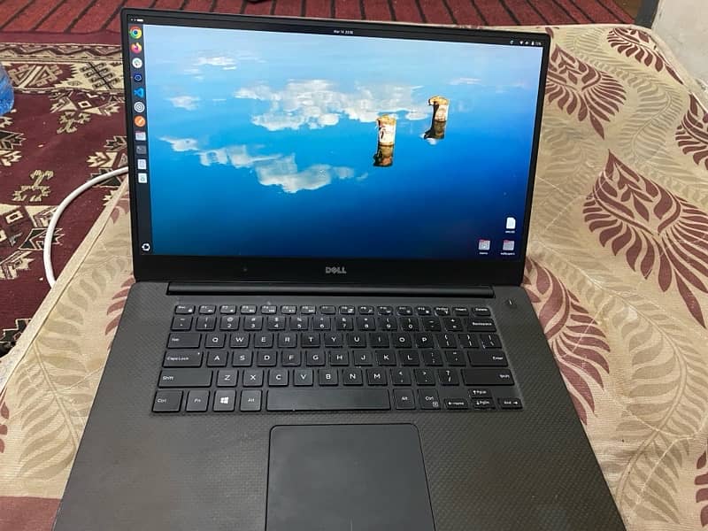 Dell Precision 5520 0