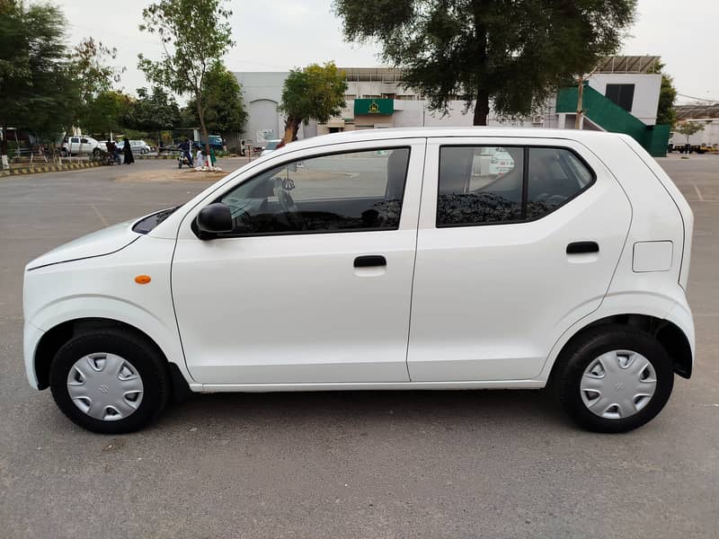 Suzuki Alto VXR 2022 (Purchased in Mar-2023) 3