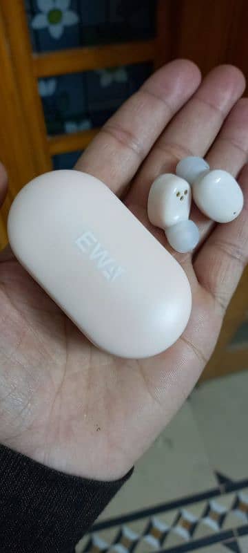 imported airbuds aur watch sasty rate men 2