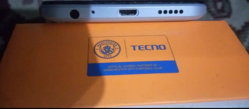 Tecno spark 8c good condition 4