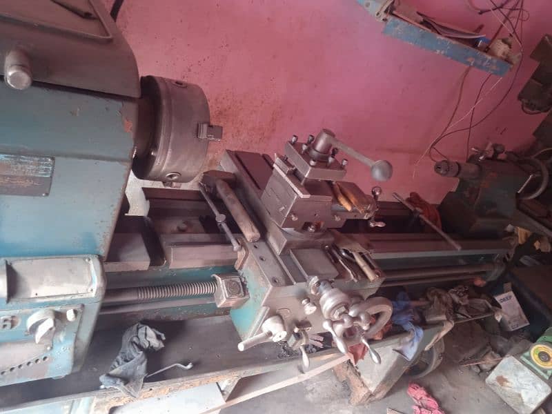 6 feet lathe machine 2