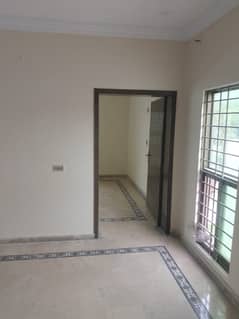 7 marla separate upper portion for rent at beautiful location at zohra homes