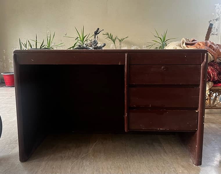 Solid Study table / Office Table. 0