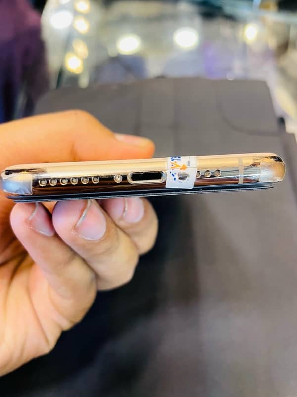 iphone XS PTA approve 10/10 4