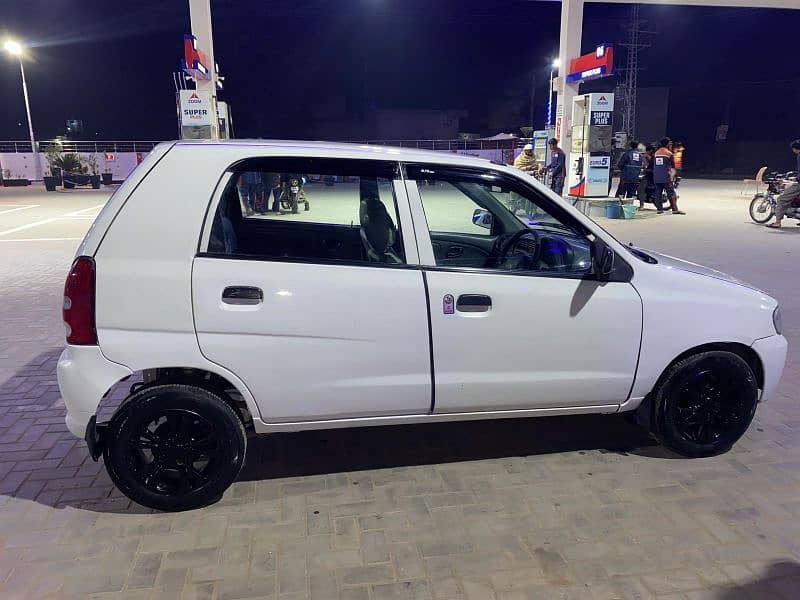 Suzuki Alto 2010 5