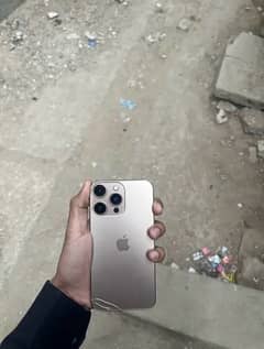 iPhone XR converted into 16 pro 64 jb  orignal panel 100 percent