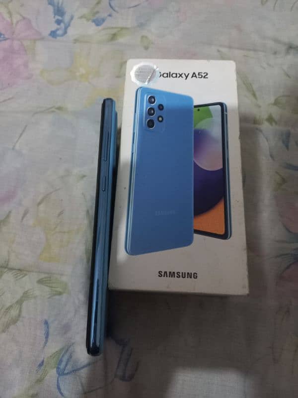 samsung a52 mobile with complete box phone 3