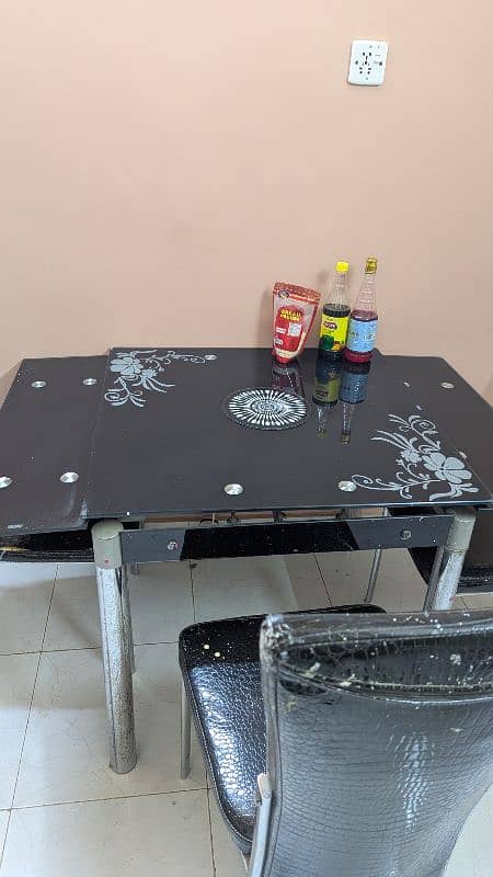 dining table with 4 chairs 3