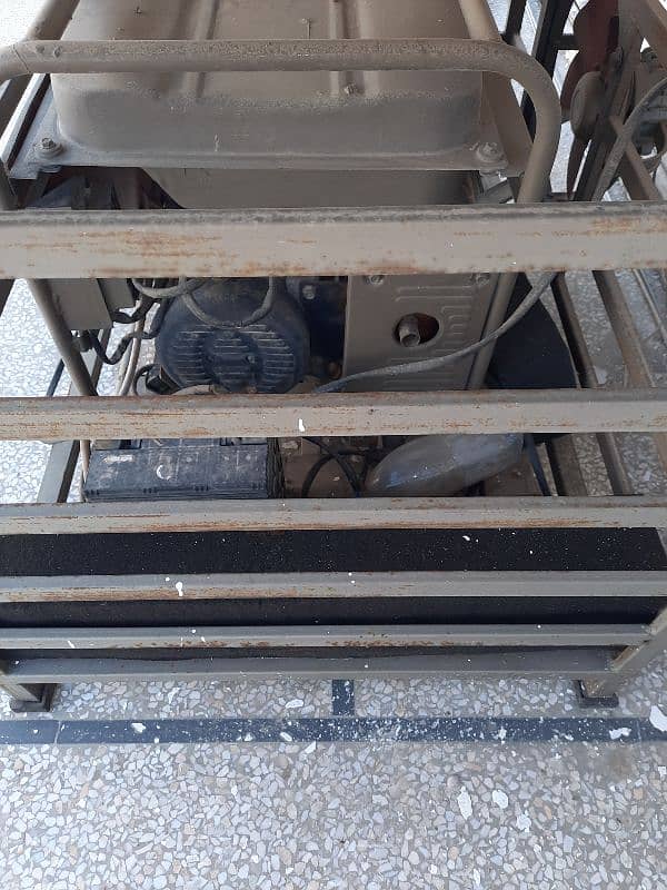 7 KVA Generator with stand 2