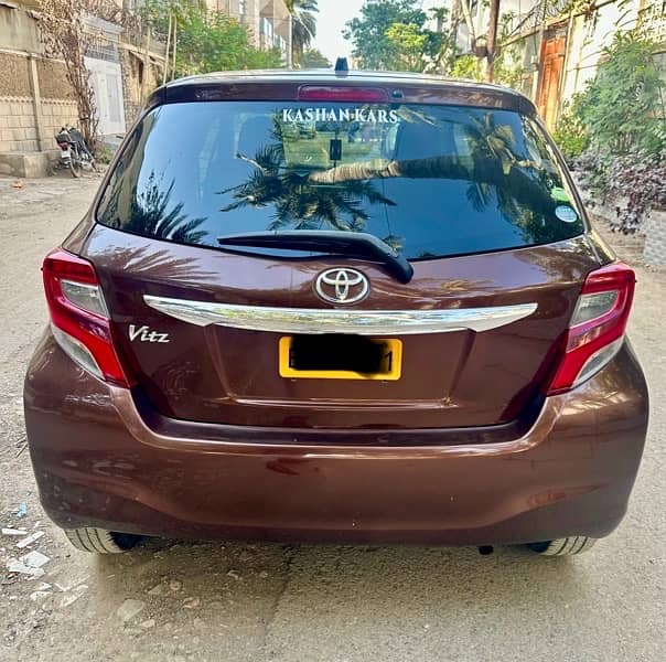 Toyota Vitz 2014/2018 1