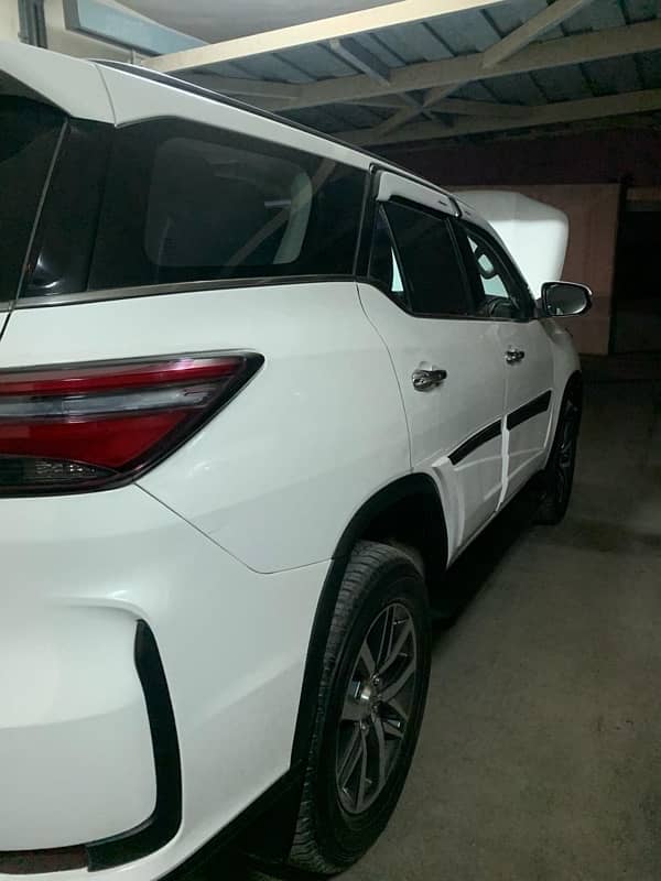 Toyota Fortuner 2017 7