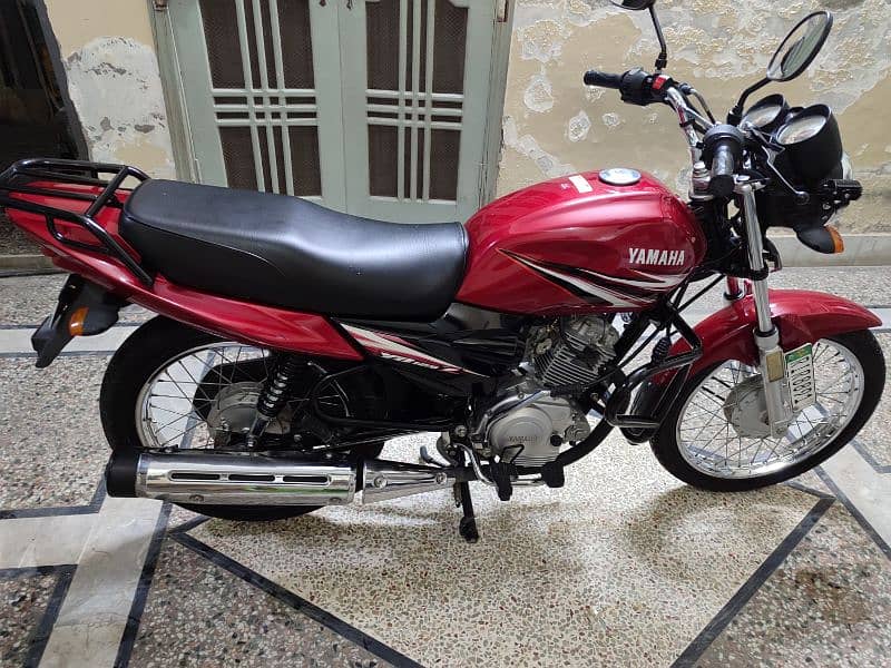 Yamaha YB125Z 2017 1