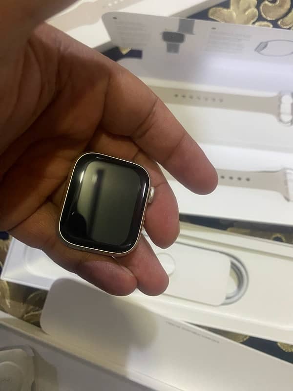 Apple watch series 7 4