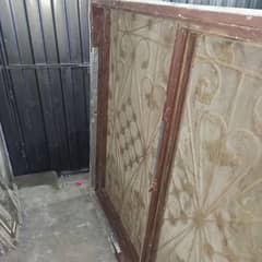 Sliding mirror window with mirrors