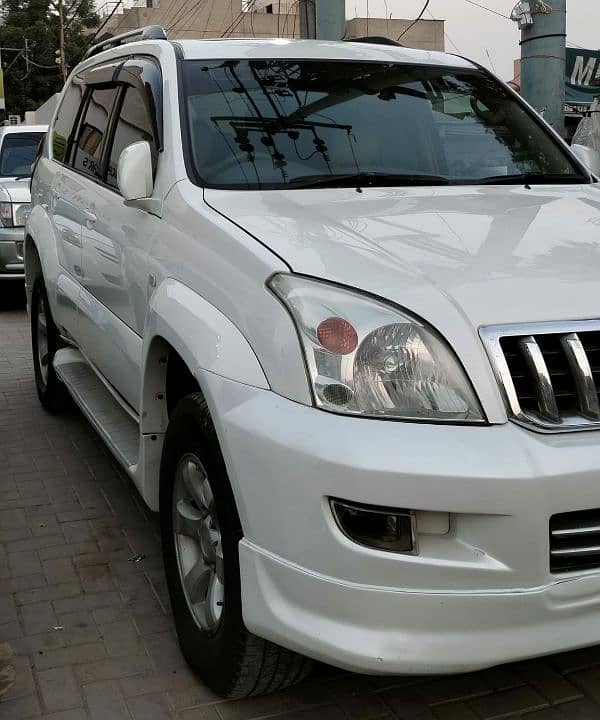 Toyota Prado Sunroof TXL 2.7'cc 0