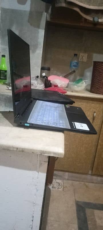 HP VICTUS 15 FB2082wm, AMD Ryzen 5 8645HS, 32GB RAM DDR5, 6GB RTX4050 8