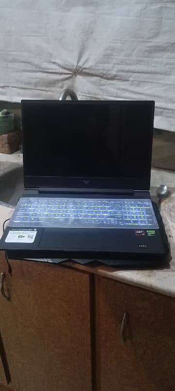 HP VICTUS 15 FB2082wm, AMD Ryzen 5 8645HS, 32GB RAM DDR5, 6GB RTX4050 7