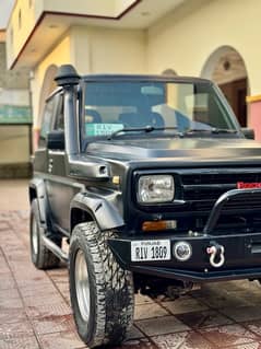 Daihatsu Rocky 1991