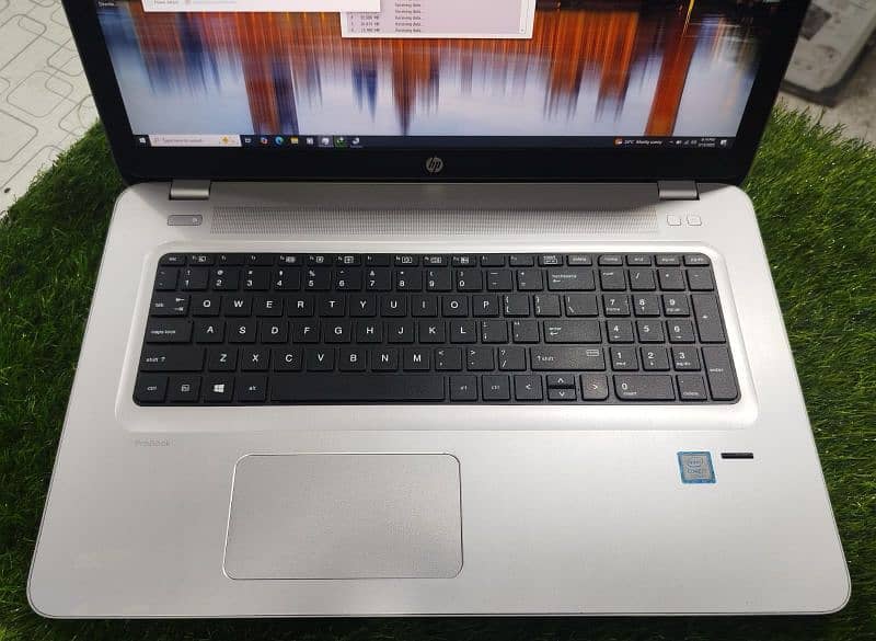 HP PROBOOK 470 G4 2GB NVIDIA 930MX 1