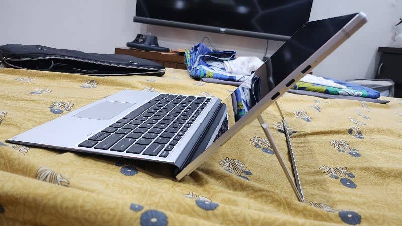HP Elite X2 G4 Touch Detachable 1
