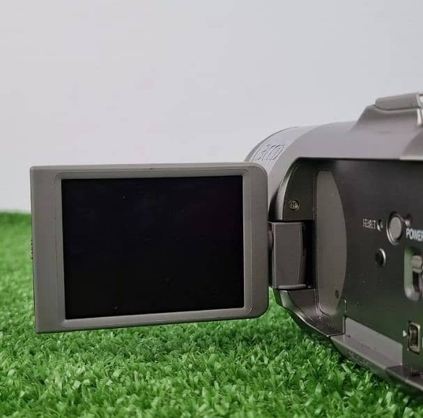 camcorder and digital camera 1