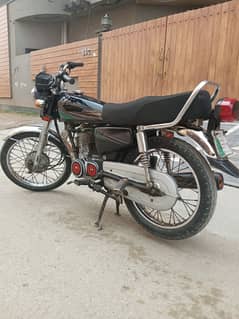 HONDA 125 likes a new