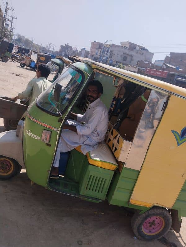 Auto rikshaw new asia. 1