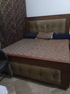 KING SIZE BED