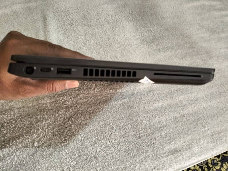 dell latitude e5400 i5 8th gn touch screen 8/256 gb ssd windows 11 10