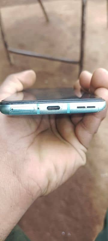 one plus 8t 10/10 condition 3