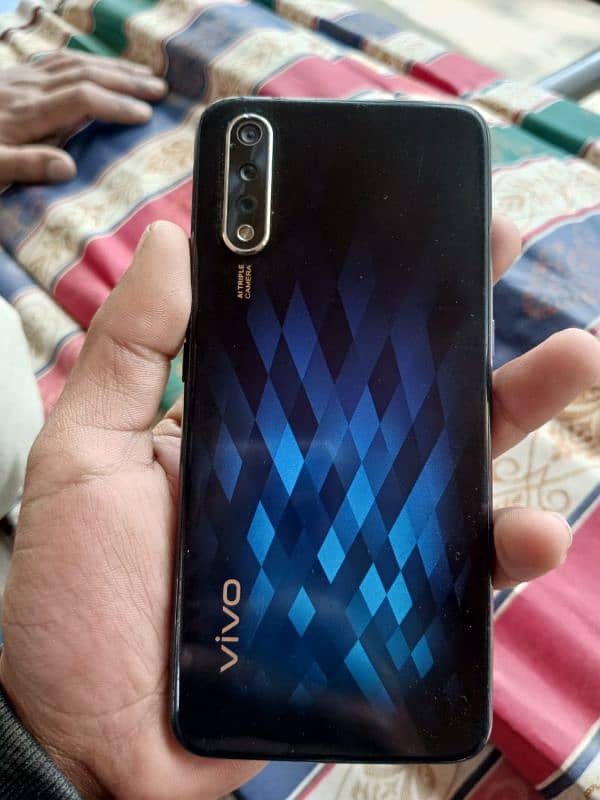 vivo s1 1