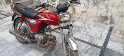 total genuine bike copy majod h letter nahi h  watsap 03190603980