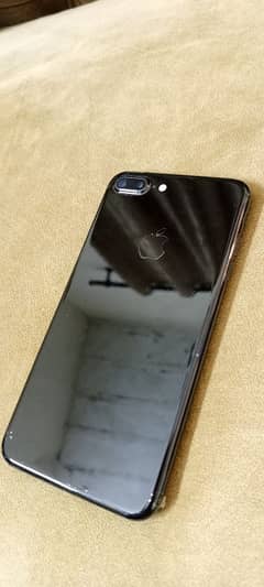 i am. selling my iphone 7+ good condition