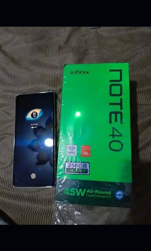 infinix note 40 8+8/256 3