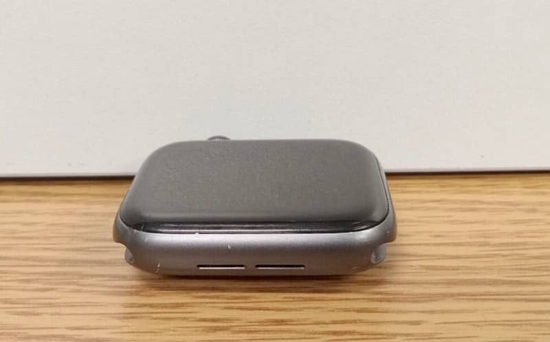Apple Watch Series 5 100% Battery Health 44mm Original Sports Band 5