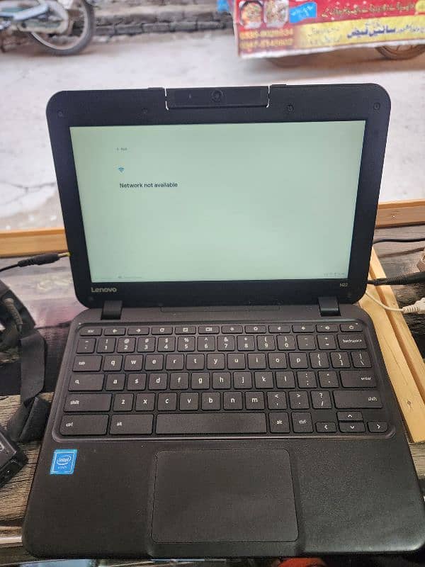 Lenovo N22 chromebook 2