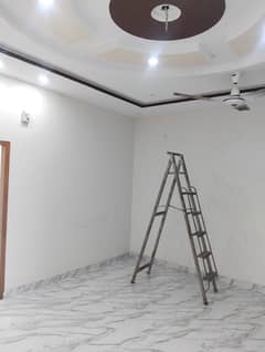 8 Marla upper portion For Rent in High Court phase 2 College Road Lahore