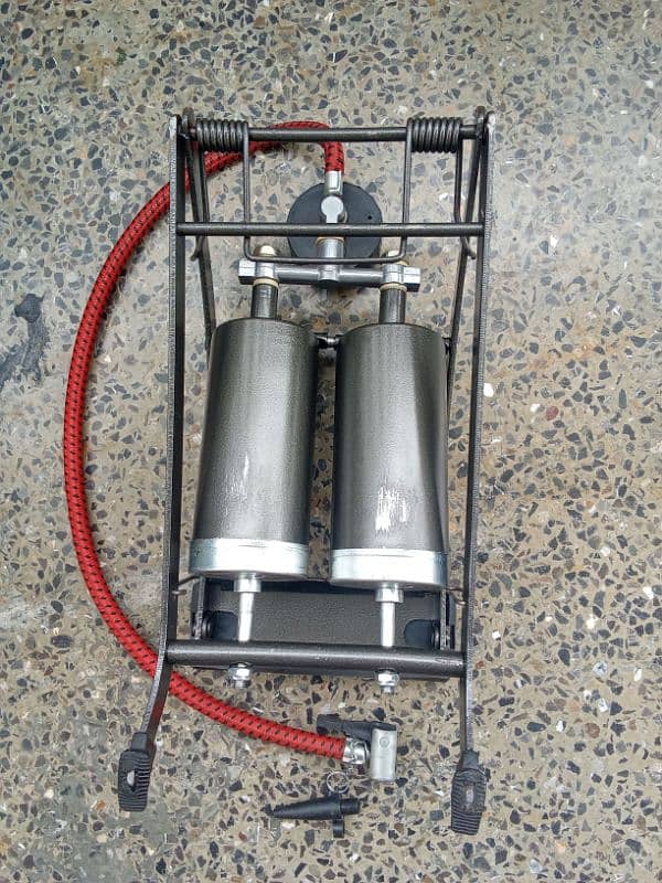 Foot Pump Tyre Inflator with Double Piston 2