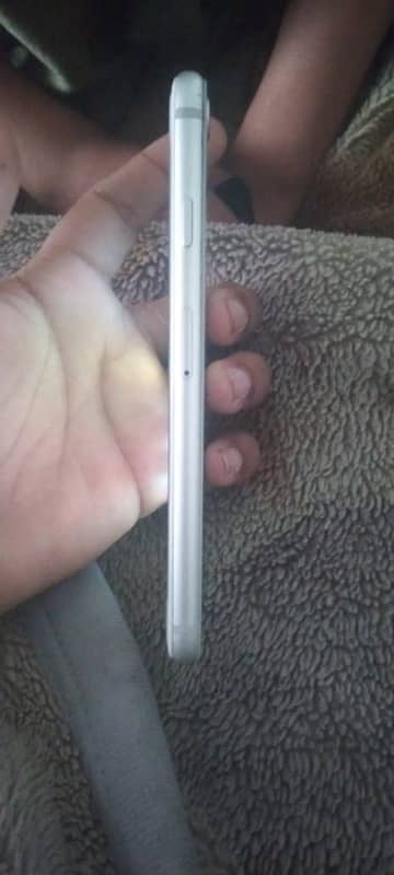 i phone 8 Non Pta 3