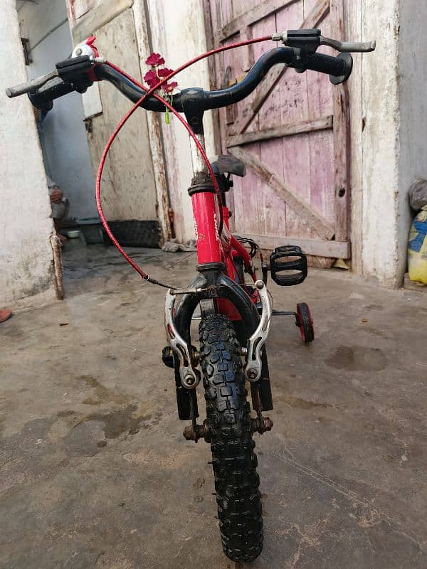 TinxCycle Good Condition Kids 4