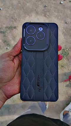 Infinix hot 40 pro